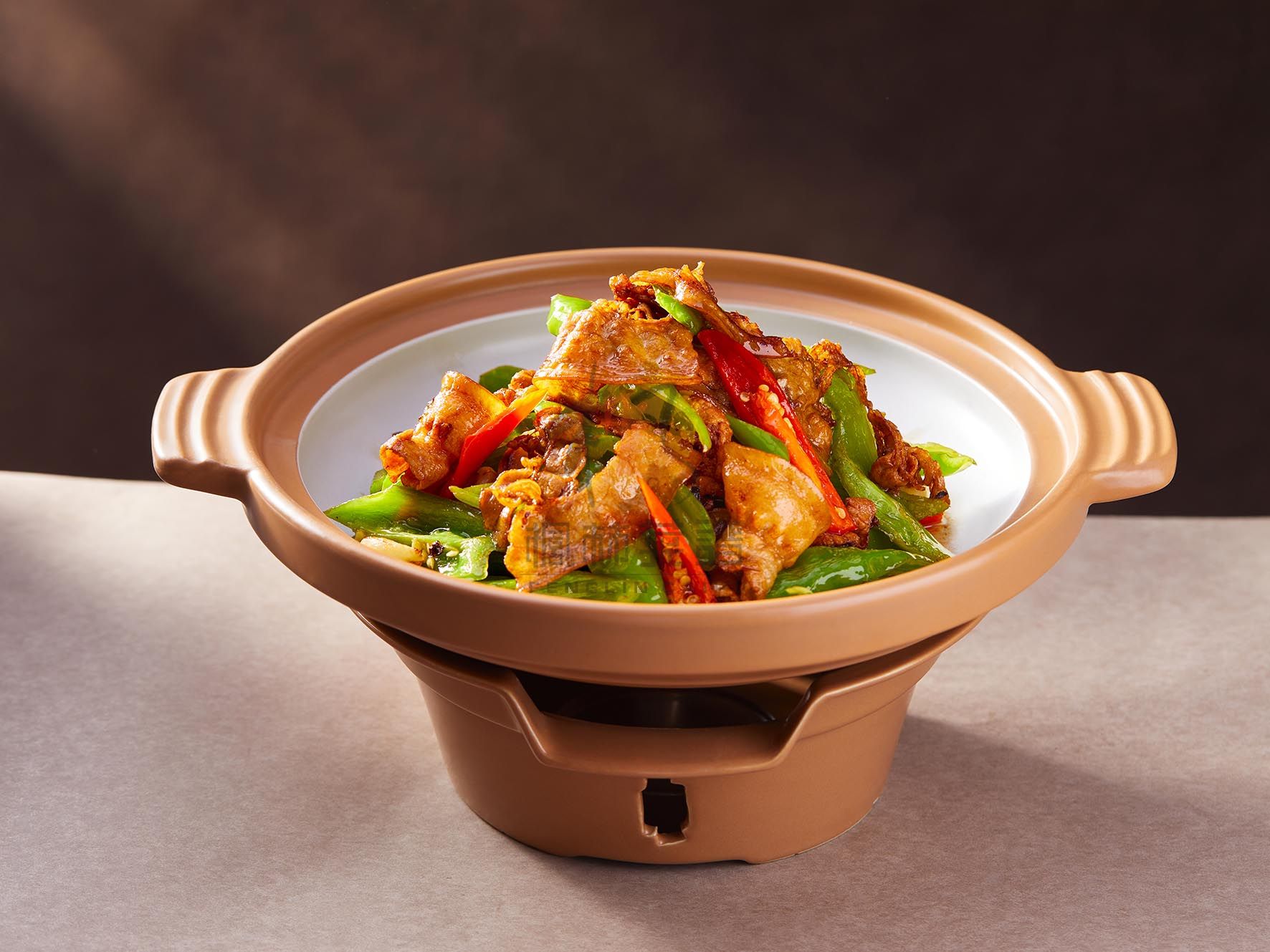 R2982螺丝椒炒黑猪肉